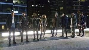 DC’s Legends of Tomorrow Season 1 Episode 1