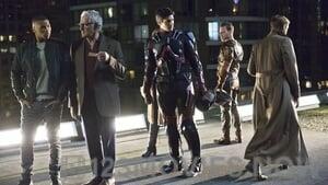 DC’s Legends of Tomorrow Season 1 Episode 1