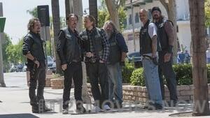 Sons of Anarchy Season 7 Episode 1